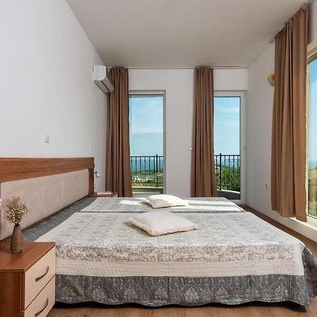 Villa Entre Емона Экстерьер фото