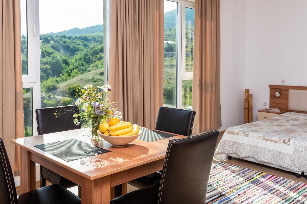 Villa Entre Емона Экстерьер фото